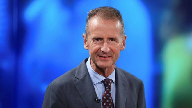 Nhiều hãng ôtô hàng đầu lo ngại tình trạng thiếu chip sẽ kéo dài ảnh 1