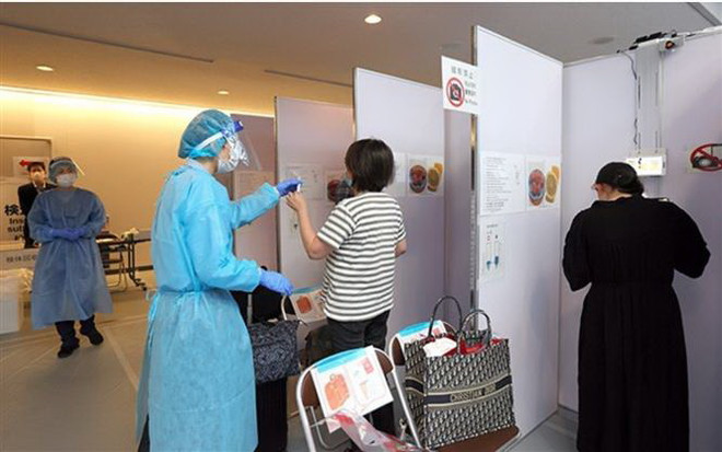 Nhật Bản có thể gia hạn tình trạng khẩn cấp dù số ca mắc mới giảm ảnh 1