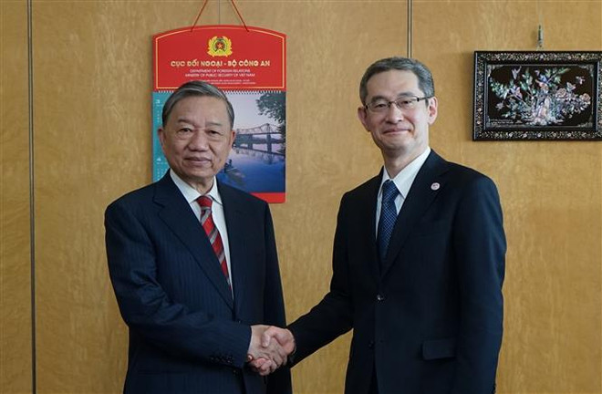 Việt Nam-Nhật Bản nhất trí tăng cường hợp tác trong lĩnh vực an ninh ảnh 2