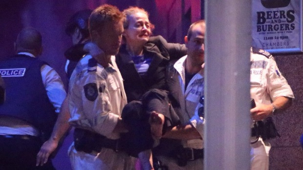 Vụ bắt cóc tại Sydney: Con tin sống sót đòi thù lao phỏng vấn "khủng" ảnh 1