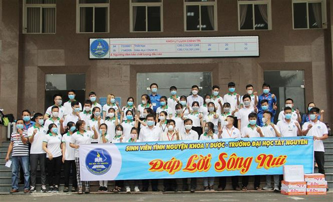 Sinh viên Đại học Tây Nguyên đến Bình Dương tham gia phòng dịch ảnh 1