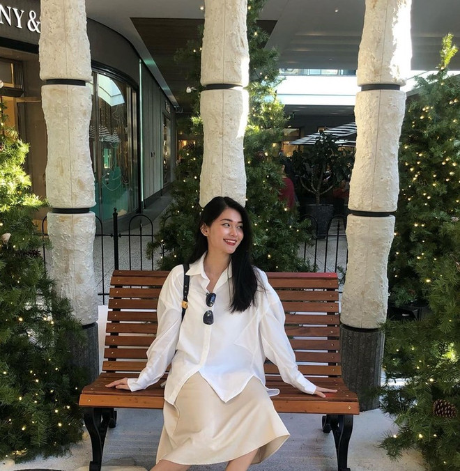 Chi Pu và dàn sao Việt xúng xính áo khoác, cardigan ngày lạnh ảnh 28