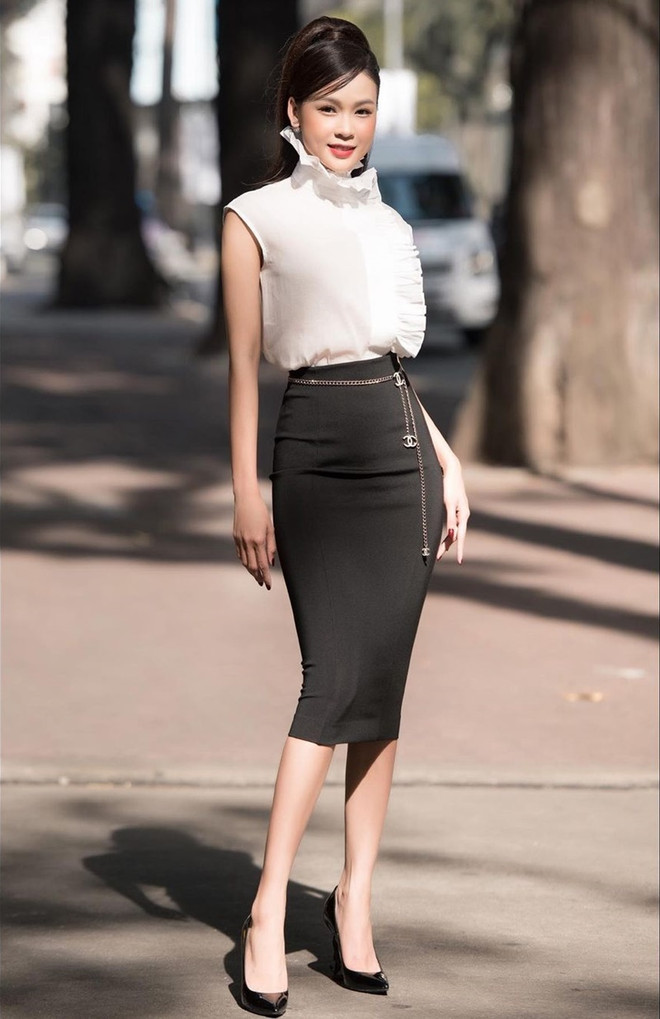 Chi Pu và dàn sao Việt xúng xính áo khoác, cardigan ngày lạnh ảnh 25