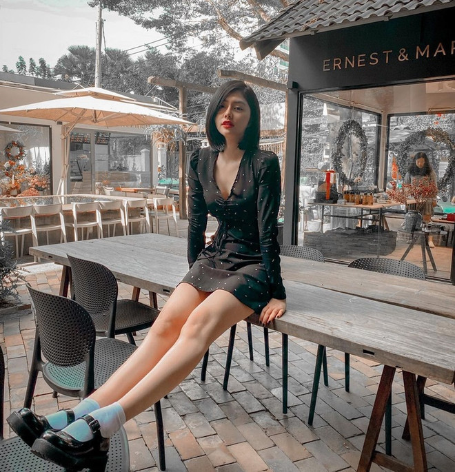 Chi Pu và dàn sao Việt xúng xính áo khoác, cardigan ngày lạnh ảnh 22