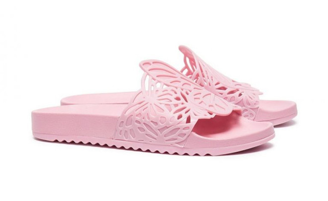 Cùng với “giày ông già”, dép lê tiền triệu cũng gây bão không kém ảnh 7