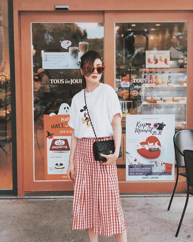 Thanh Hằng, Hà Tăng và dàn mỹ nhân ghi điểm với street style ấn tượng ảnh 13