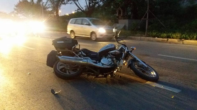 Hà Nội: Bất ngờ mất lái, xế hộp “hạ gục’ nhiều người đi đường ảnh 3