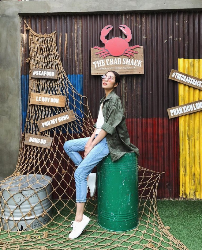 Ngất ngây với street style ngập tràn váy đầm cổ điển của mỹ nhân Việt ảnh 11