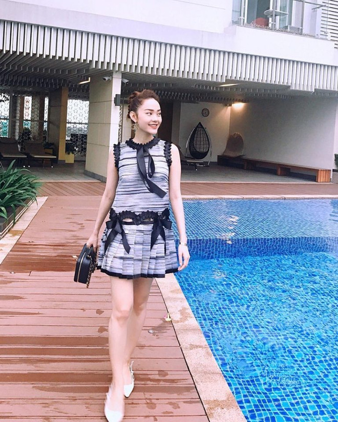 Ngất ngây với street style ngập tràn váy đầm cổ điển của mỹ nhân Việt ảnh 13