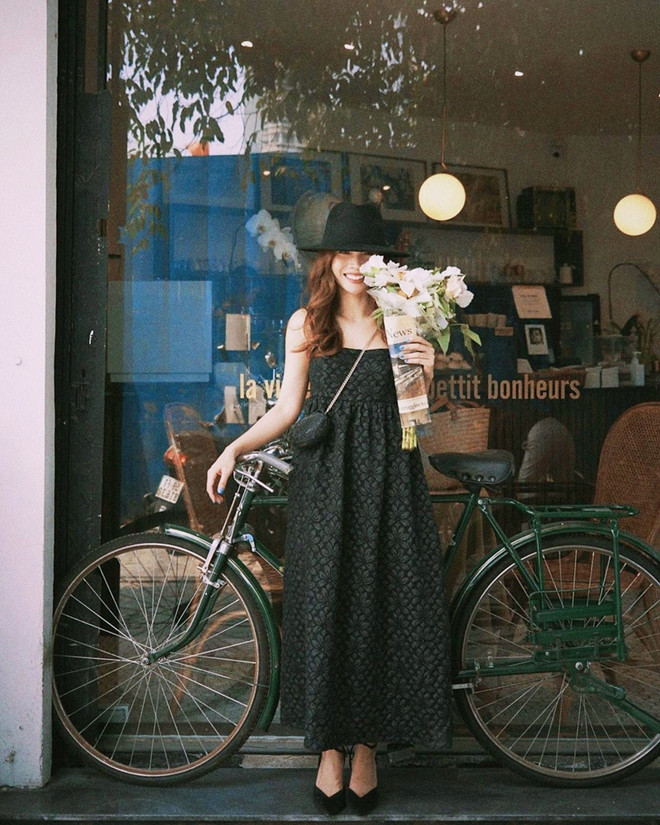 "Say nắng" trước loạt đồ trắng toàn tập của dàn mỹ nhân Việt ảnh 11