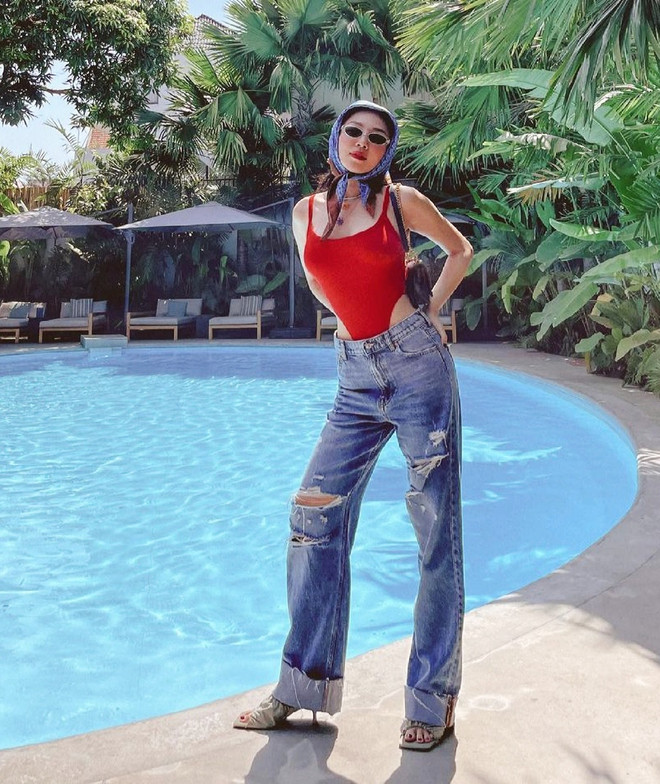 "Say nắng" trước loạt đồ trắng toàn tập của dàn mỹ nhân Việt ảnh 14