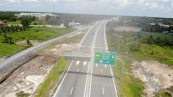 Hoàn thiện báo cáo Quốc hội chủ trương đầu tư ba dự án cao tốc ảnh 1