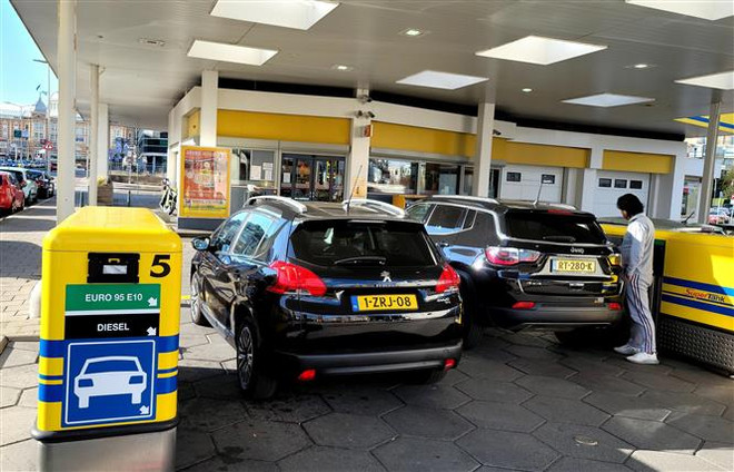 Liên minh châu Âu cân nhắc đợt trừng phạt mới đối với Nga ảnh 1