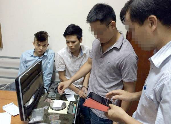 Cựu cảnh sát điều tra ma túy cầm đầu đường dây buôn "hàng trắng" ảnh 2