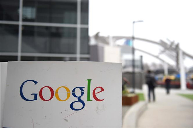 Biểu tượng Google tại California, Mỹ. (Ảnh: AFP/TTXVN) Nga phạt Google hơn 41.000 USD vì vi phạm luật về dữ liệu cá nhân ảnh 1