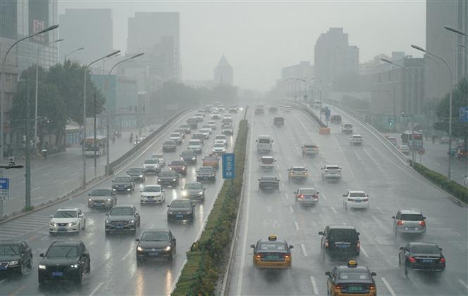 Thủ đô Bắc Kinh ghi nhận lượng mưa lớn chưa từng thấy trong 140 năm ảnh 1