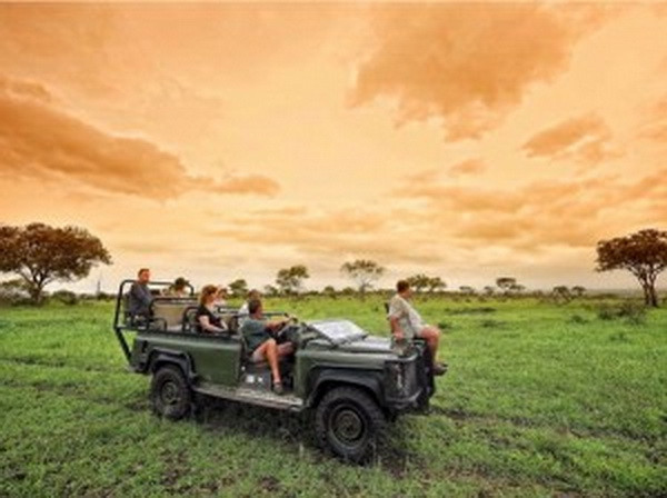 Du lịch Kenya giảm 25% sau một số vụ tấn công khủng bố ảnh 1