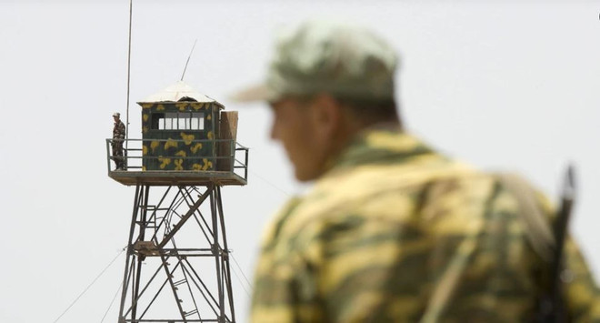Taliban tấn công, hơn 300 binh sỹ Afghanistan chạy sang Tajikistan ảnh 1