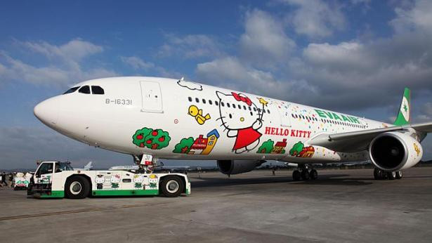 Eva Air mở thêm chuyến bay Hello Kitty nối Đài Loan-Singapore ảnh 1