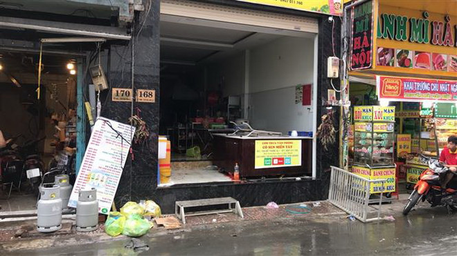 TP. HCM kịp thời giải cứu 7 người bị mắc kẹt trong vụ cháy nhà ảnh 1