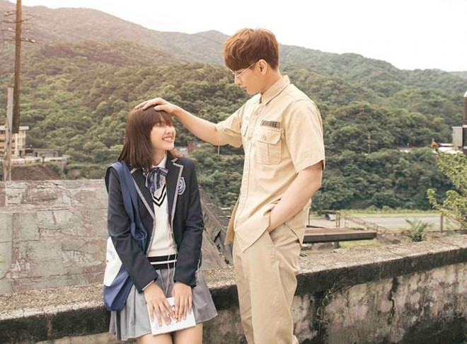 Cuộc chiến thời trang trong 5 siêu phẩm MV ''hot'' nhất tháng 5 ảnh 17