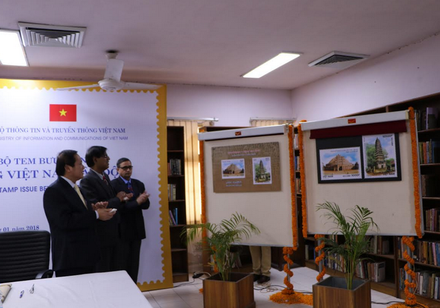 Công bố hai mẫu tem phát hành chung Việt Nam-Ấn Độ tại New Delhi ảnh 1