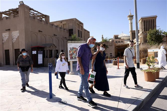 UAE tiếp tục cấp thị thực cho du khách đã tiêm vaccine ngừa COVID-19 ảnh 1