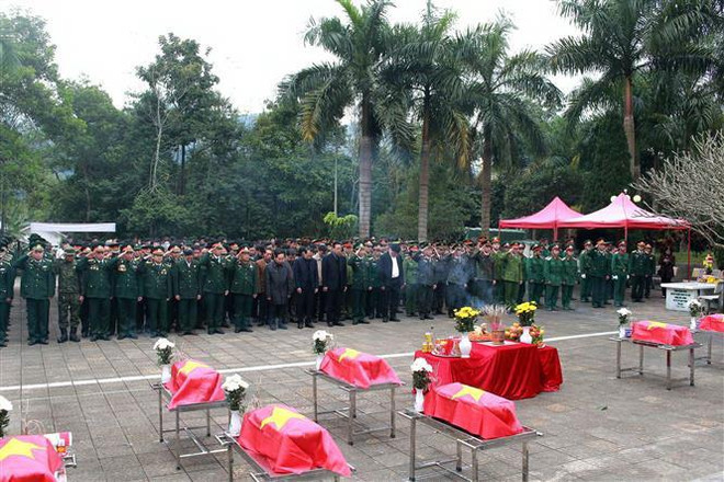 Tỉnh Hà Tĩnh nhận bàn giao hài cốt liệt sỹ hy sinh tại Lào ảnh 1