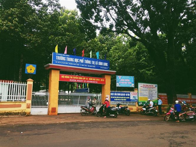 Xác minh vụ nam sinh lớp 12 bị đánh hội đồng trước cổng trường ảnh 1