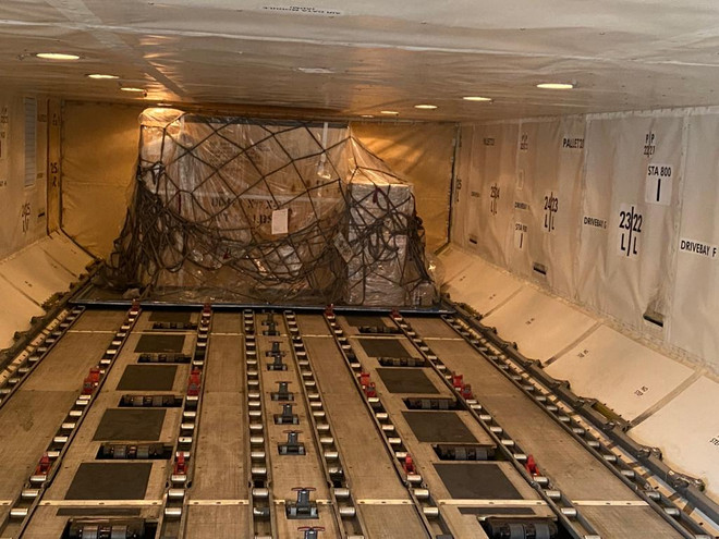 Mở đường bay vận chuyển hàng hóa đầu tiên giữa Việt Nam và Anh ảnh 1