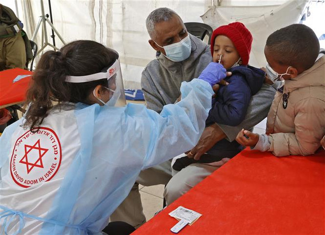 Chuyên gia Israel cảnh báo biến thể Delta có thể quay trở lại ảnh 1