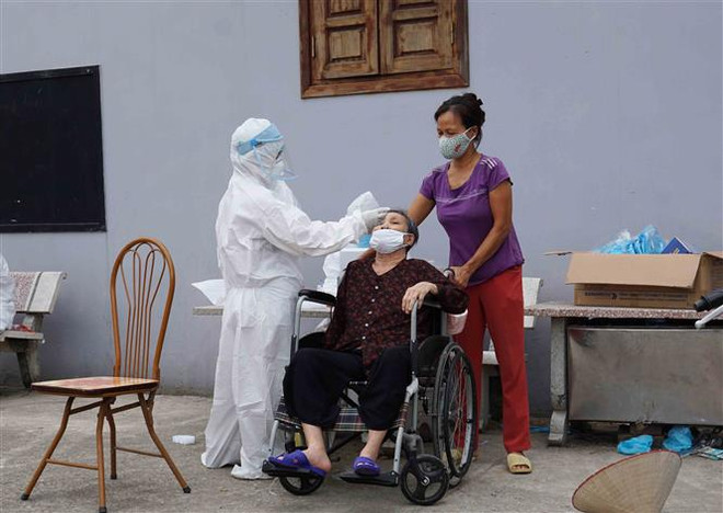 Hưng Yên: Huyện Yên Mỹ thực hiện giãn cách xã hội theo Chỉ thị 16 ảnh 1