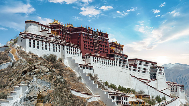 Cung điện Potala. Nương theo dấu chân Phật ghé thăm Nepal, Ấn Độ, Bhutan, Tây Tạng ảnh 13