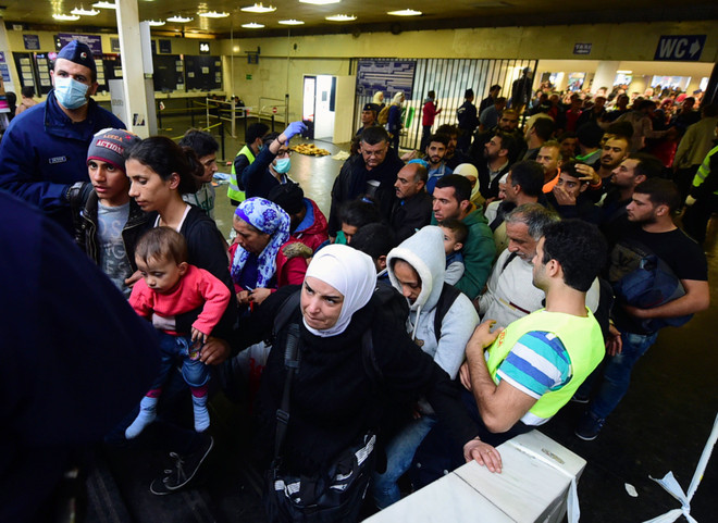 Hungary lập tòa án di động xét xử người tị nạn, tội phạm biên giới ảnh 1