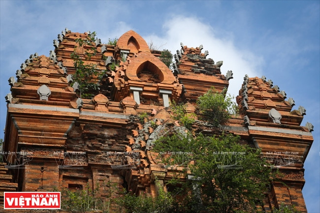 Tháp Bánh Ít - công trình kiến trúc cổ mang dấu ấn văn hóa Chăm ảnh 6