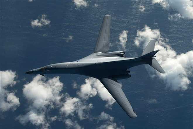 Mỹ gia hạn vận hành máy bay ném bom chiến lược B-1B Lancer ảnh 1