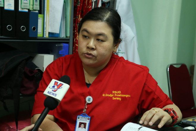 Nạn nhân sóng thần được chữa trị tại các bệnh viện lân cận ảnh 3