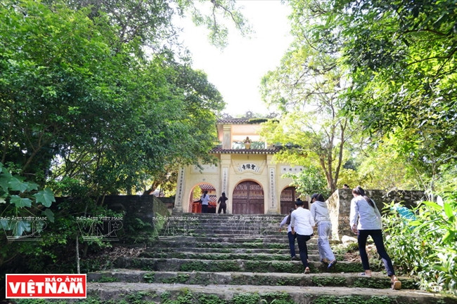 Túy Vân - một trong những thắng cảnh bậc nhất của xứ Thần Kinh ảnh 3