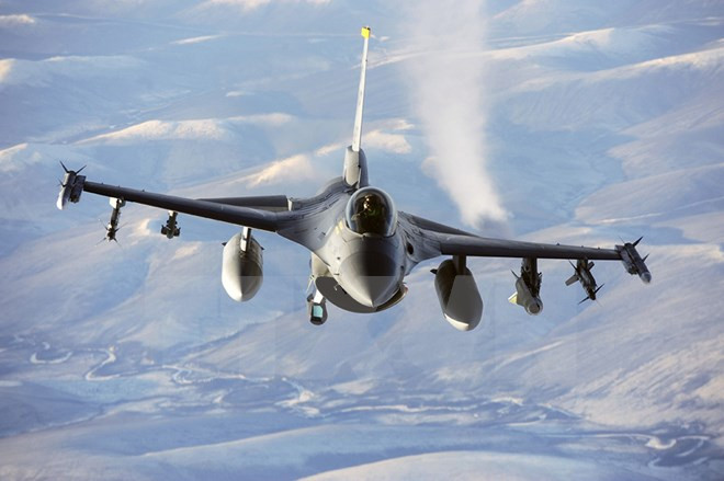 Hơn 30 phiến quân IS bị tiêu diệt trong cuộc không kích ở Syria ảnh 1