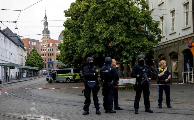 Thêm một vụ tấn công bằng dao ở Đức, hai người bị thương ảnh 1