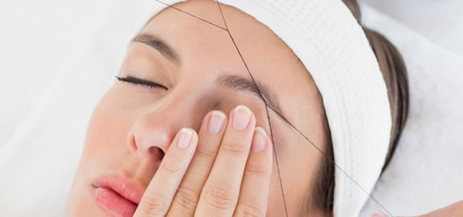Cận cảnh phương pháp se chỉ tạo dáng lông mày của người châu Á ảnh 1