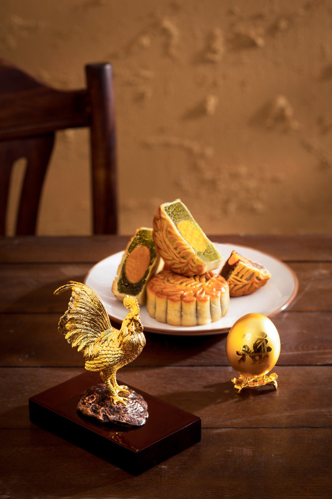 Mãn nhãn với bánh Trung Thu của các khách sạn hạng sang ở Hà Nội ảnh 17