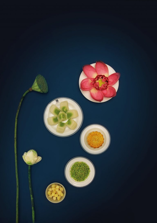 Mãn nhãn với bánh Trung Thu của các khách sạn hạng sang ở Hà Nội ảnh 13