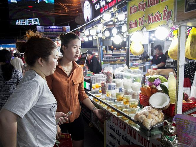 Khách du lịch đến Phú Quốc trong tháng 6 tăng đột biến ảnh 2