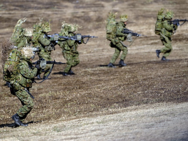 Nhật Bản dành 1 năm thảo luận dự luật thay đổi về quốc phòng ảnh 1