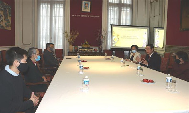 Đại sứ Việt Nam tại Bỉ động viên kiều bào trước khó khăn của dịch ảnh 2