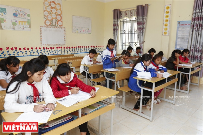 Hồi sinh những tộc người “lá vàng” nơi biên cương của Tổ quốc ảnh 6