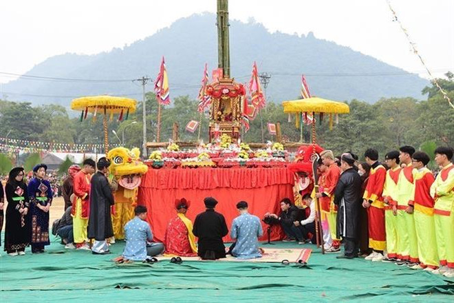 Tuyên Quang: Hàng nghìn người dân, du khách nô nức dự Lễ hội Lồng Tông ảnh 3