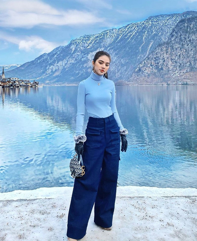 Hồ Ngọc Hà và dàn mỹ nhân Việt khoe street style du lịch đầu năm ảnh 2