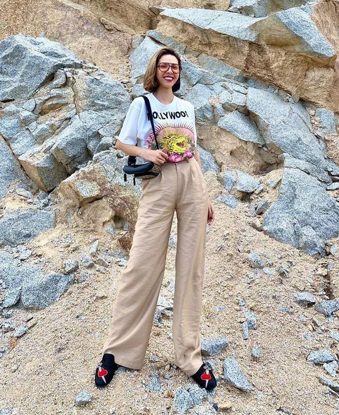 Hồ Ngọc Hà và dàn mỹ nhân Việt khoe street style du lịch đầu năm ảnh 11